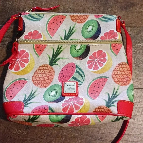 Dooney & Bourke Fruit print Bag πππ - Picture 2 of 14